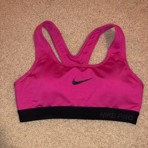 XS Nike sports bra